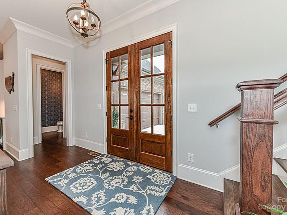 5th image of 6052 Headlands Ct