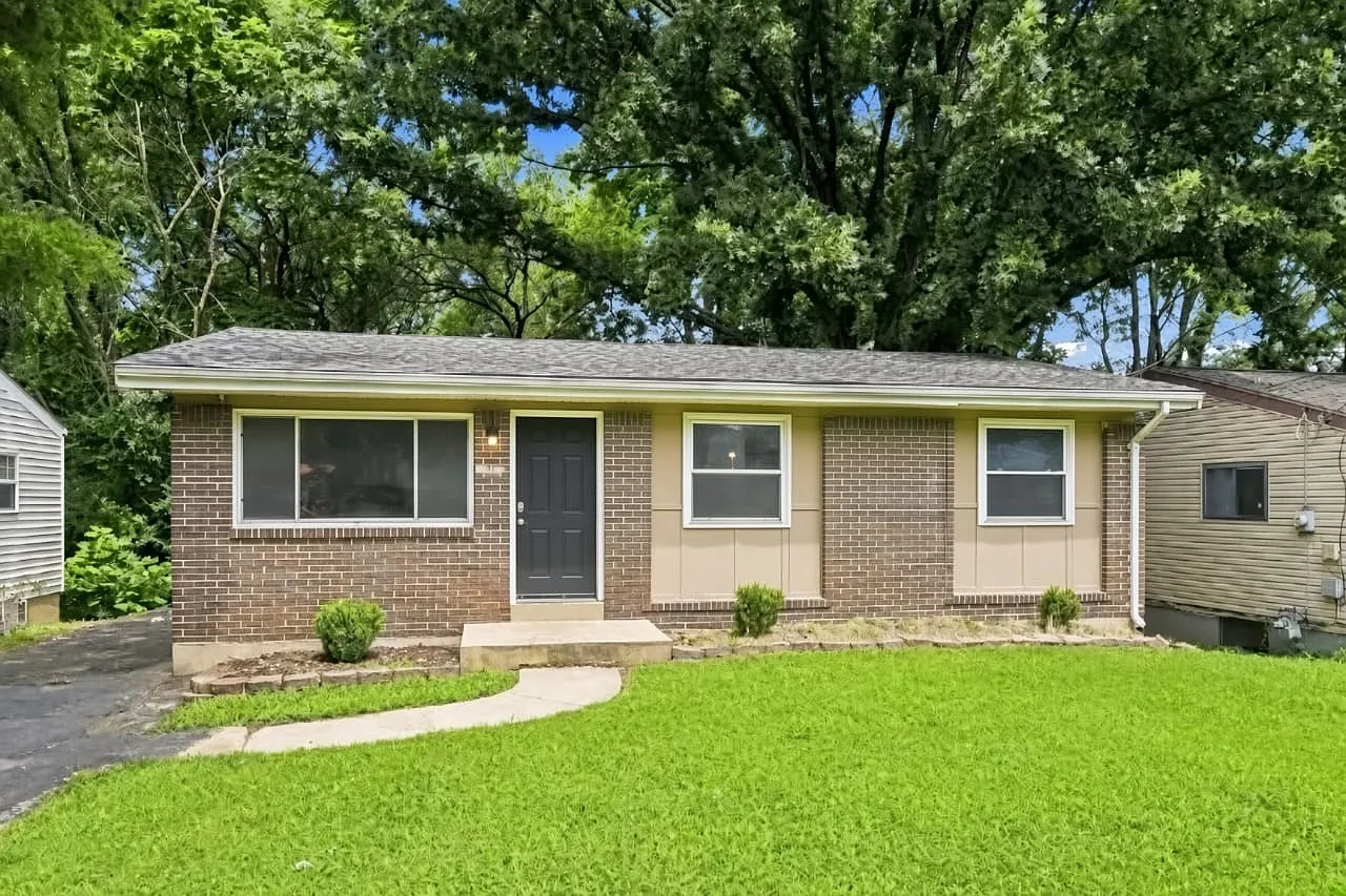 3 bed, 1286 sqft, $1,470 — Photo 3