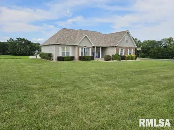 14393 N Manhattan Ln, Mount Vernon, IL 62864