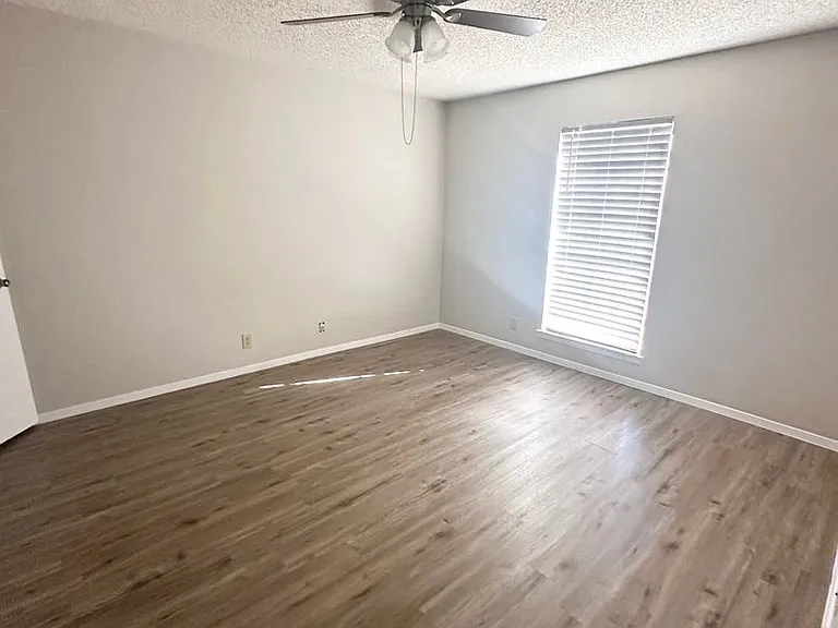 4808 Country Club Dr #A — Photo 5