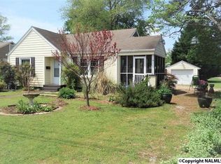 2200 Brandon St SW, Huntsville, AL 35801