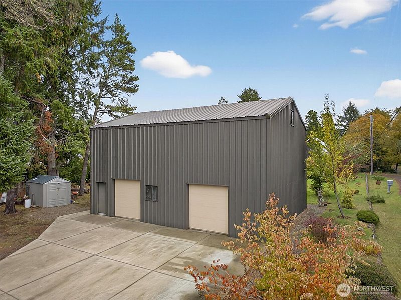 3rd image of 27501 R Lane