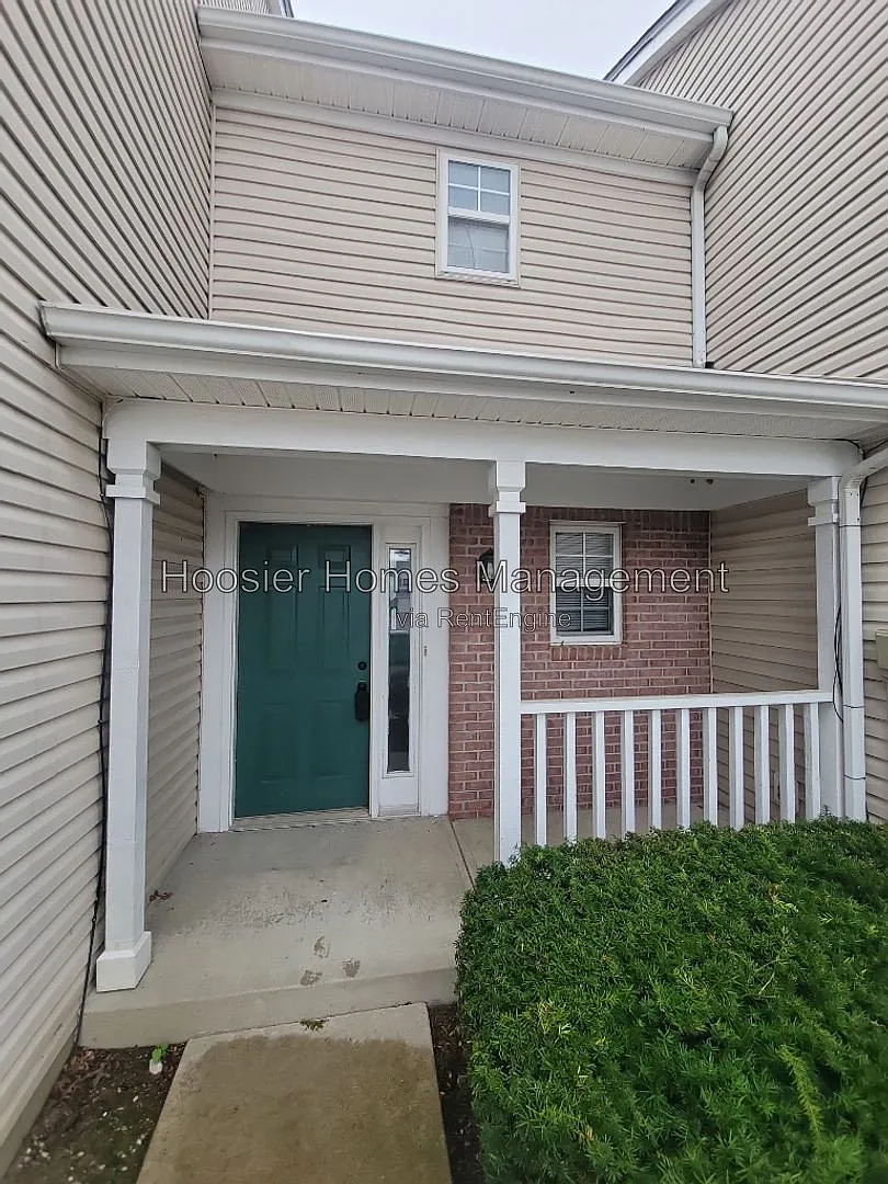 2 bed, 1.5 bath, $1,400 — Photo 2
