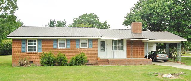 1st image of 111 Woodrose Ave