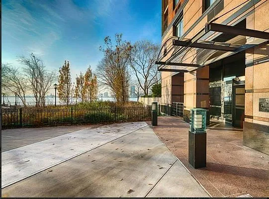 Rented by Level Group | media 13