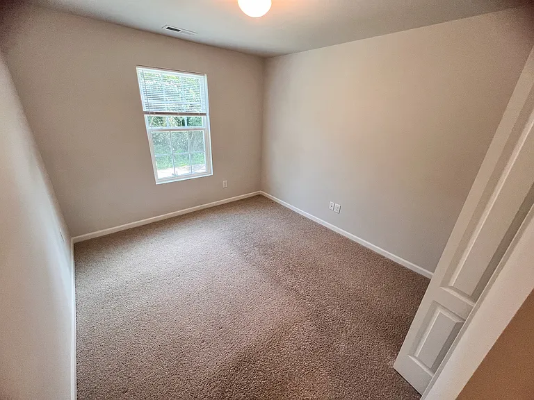 4024 Gibb Ct — Photo 38
