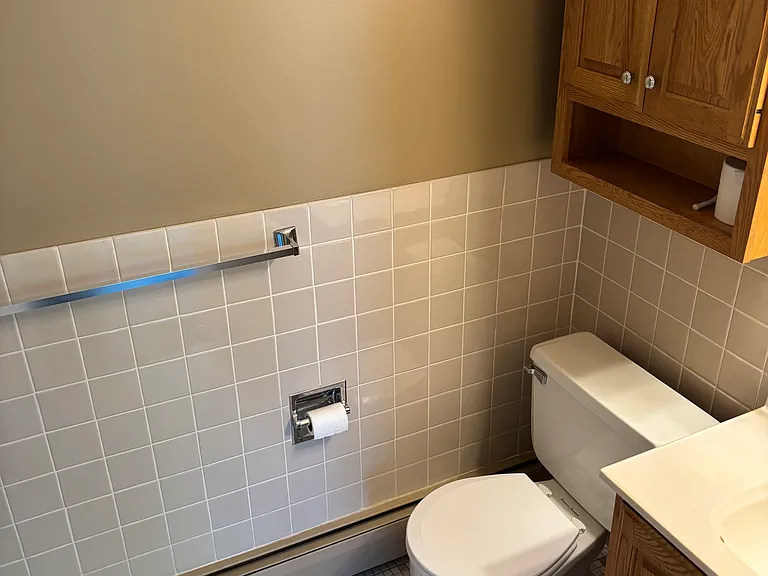 8252 Fremont Ave S #D — Photo 10