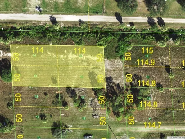 6269 Dean St, Punta Gorda, FL 33982