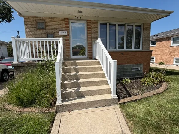 8016 Natchez Ave, Oak Lawn, IL 60459