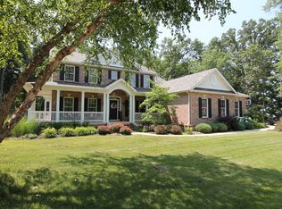 755 Southbrook Forest Ct, Weldon Spring, MO 63304