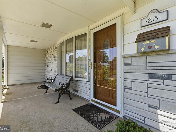 3rd image of 23 Shelter Ln