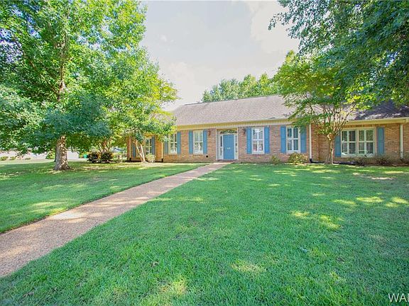 2nd image of 835 Amberwood Dr
