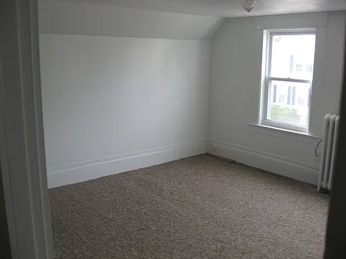 113 1/2 S State St #113-1/2 Photo 1