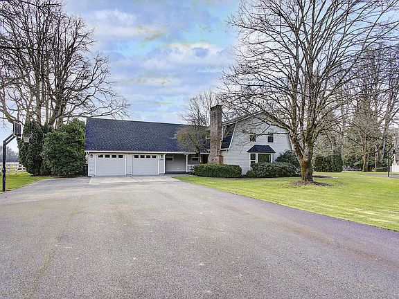 2nd image of 17501 NE 72nd St