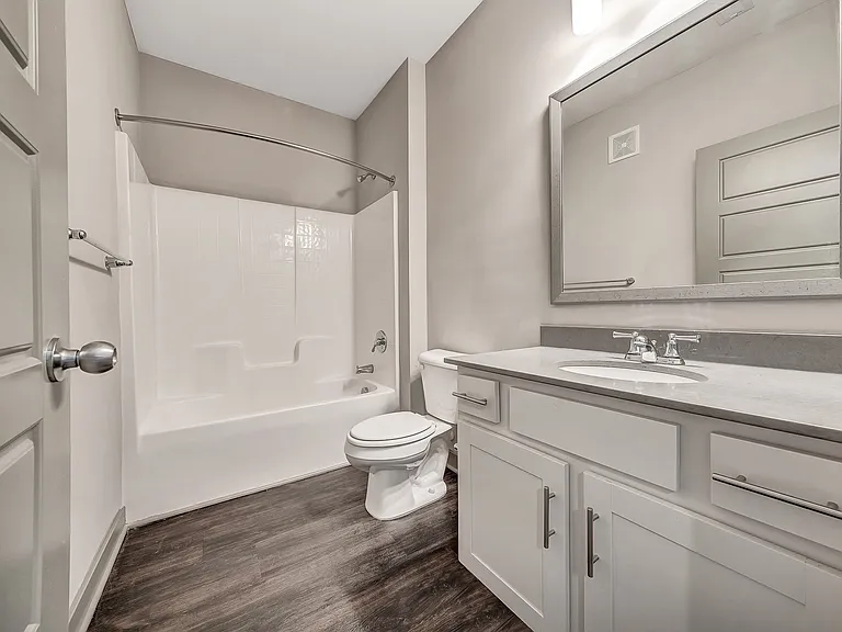 Avellan Springs Apartments — Photo 19