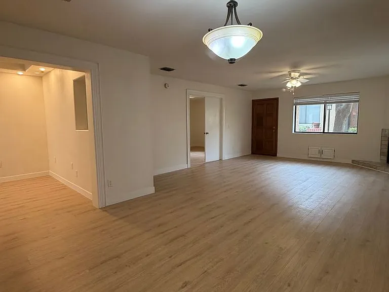 3759 E Edison St — Photo 9