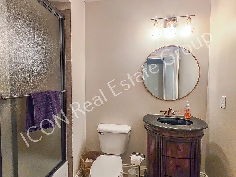 104 Rock Creek Ln — Photo 34