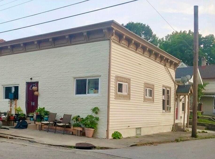 1st image of 302 McKinney Ave