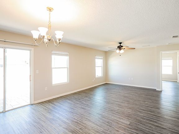 5th image of 3430 Canyon Falls Dr