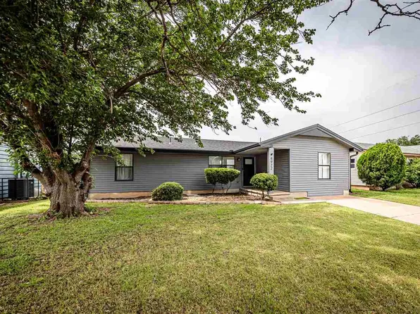 4922 NW Ozmun Ave, Lawton, OK 73505