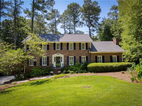 155 Pruitt Dr, Alpharetta, GA 30004