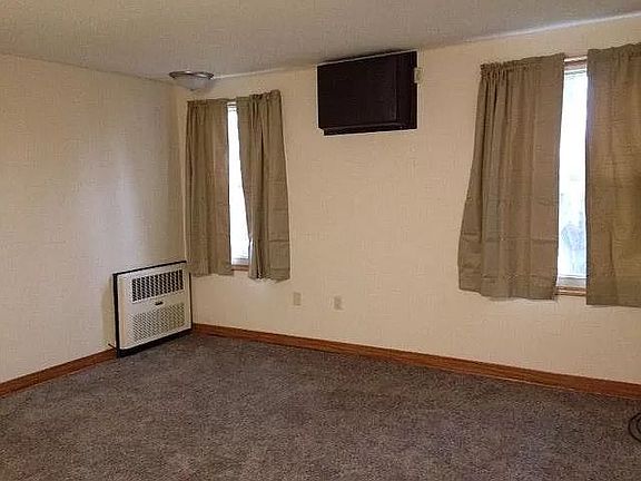 3rd image of 405 N Davis St APT 16