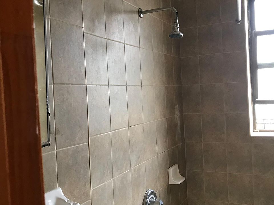 2nd image of 726 E 228th St APT 2B