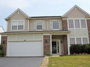 38 N Conway Ct, South Elgin, IL 60177