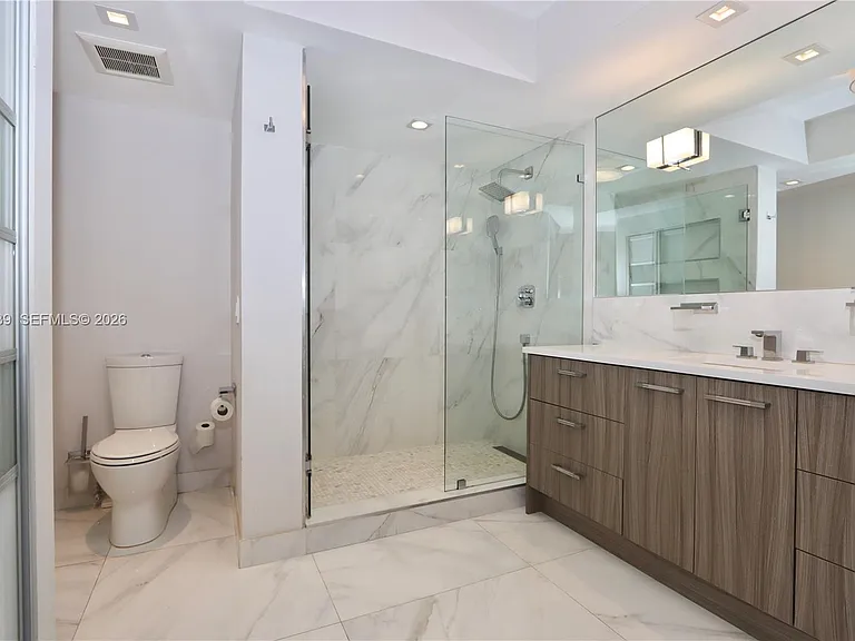 3000 Island Blvd #1603 — Photo 30