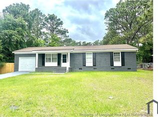 2926 Peacock St, Hope Mills, NC 28348