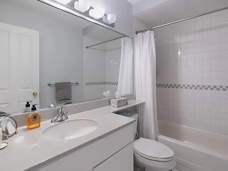 6 E Charlesgate St #404B — Photo 10
