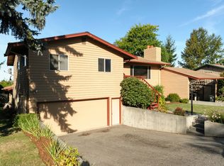 2213 Ontario St, Bellingham, WA 98229