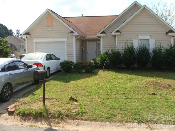 1726 Pamela Lorraine Dr, Charlotte, NC 28213