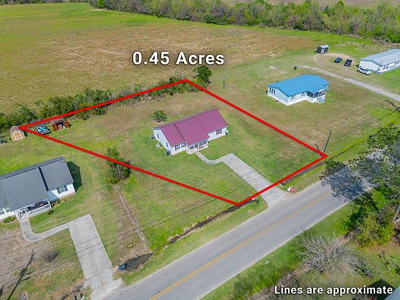 2nd image of 407 Pinecrest Dr