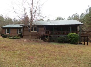 455 Lake Cir, Carrollton, GA 30116