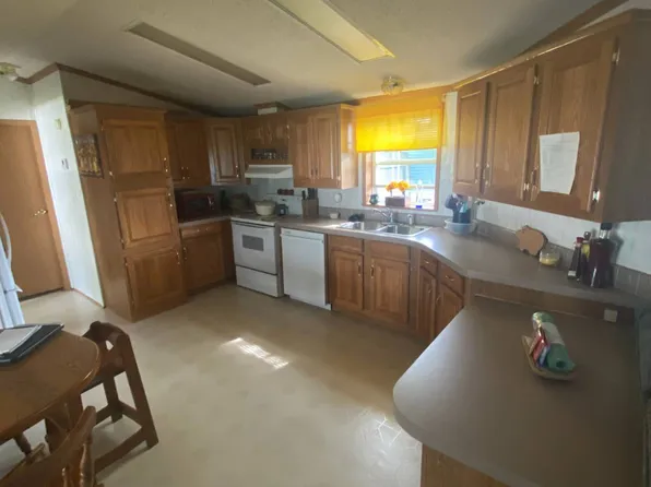 109 Buckeye Ln, Morton, IL 61550