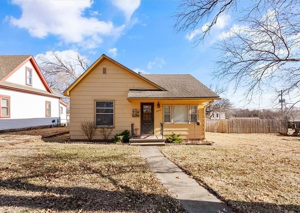 2813 N 155th Ter, Basehor, KS 66007 Zillow
