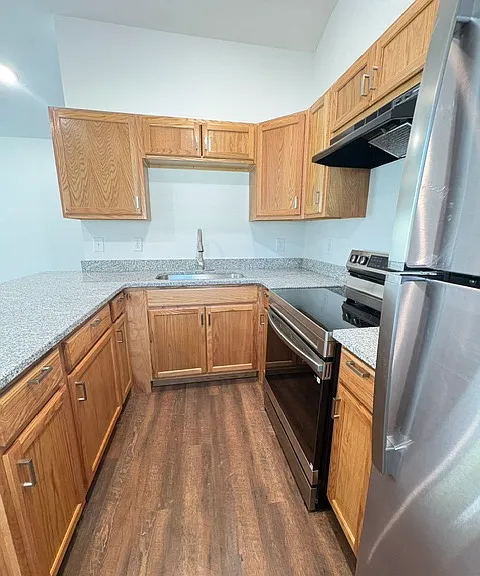 2520 Booker St — Photo 9