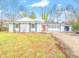 20 Lindale Ln, Oak Ridge, TN 37830
