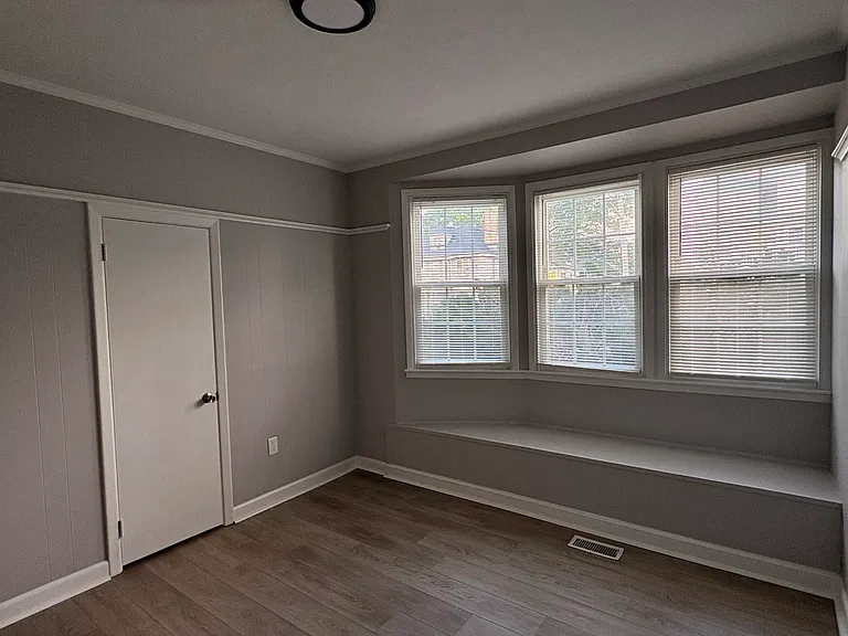 30 Elmgrove Ave #2 — Photo 9