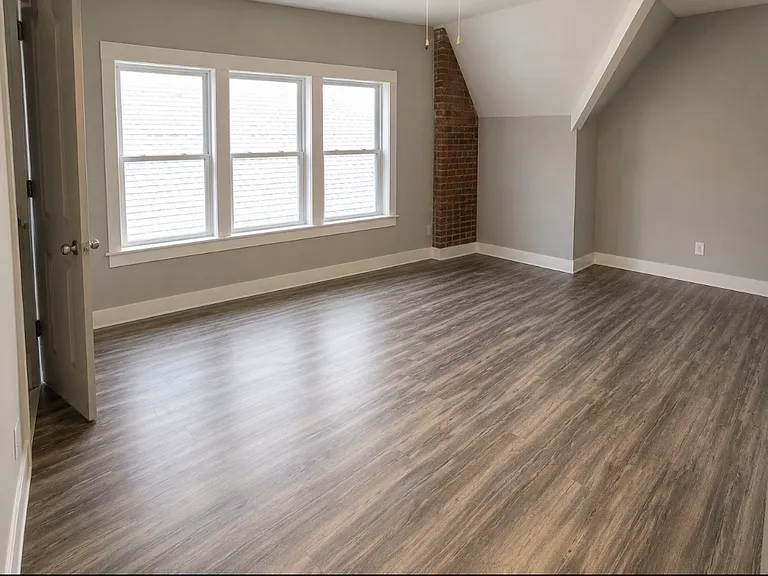 149 Richmond Ave #5 — Photo 3