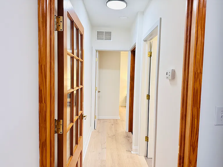 2504 E York St #1 — Photo 15