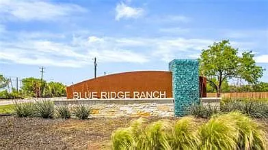 3 bed, 2.5 bath, 1417 sqft, $1,895 — Photo 4