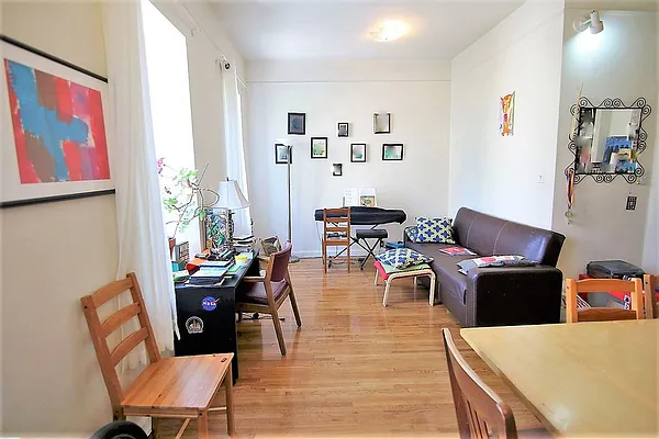 Rented by JK Dansar Corp | media 3