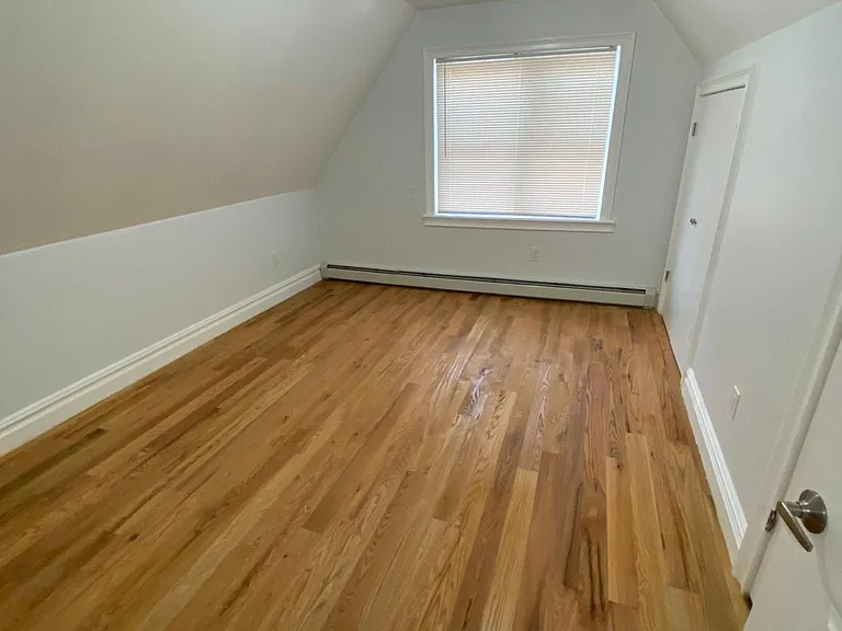422 Saint Lawrence Ave #2 — Photo 14