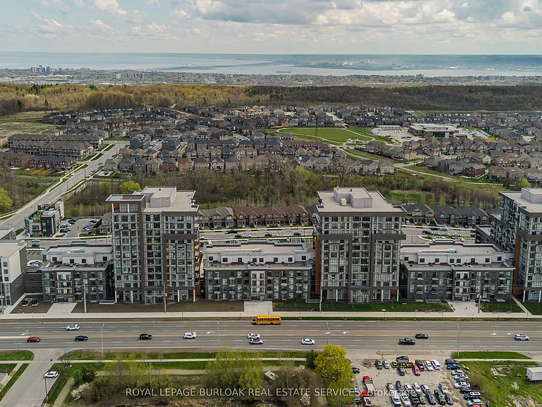 470 Dundas St E #317 — Photo 2