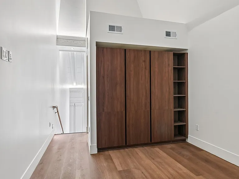 225 E Bayaud Ave — Photo 23