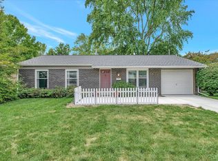 1703 E Fairlawn Dr, Urbana, IL 61802