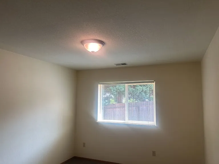 2149 Woodcrest Ct — Photo 40