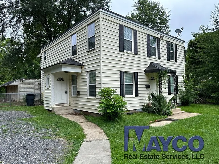 656 Kirby Pl — Photo 9